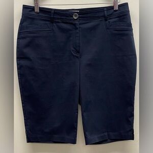 4 for $25 💙 Laura Navy Bermuda Shorts 💙 - Size 12